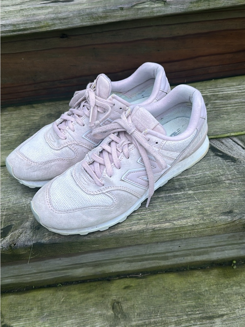 New Balance Women’s Light Pink Suede & Mesh Sneakers